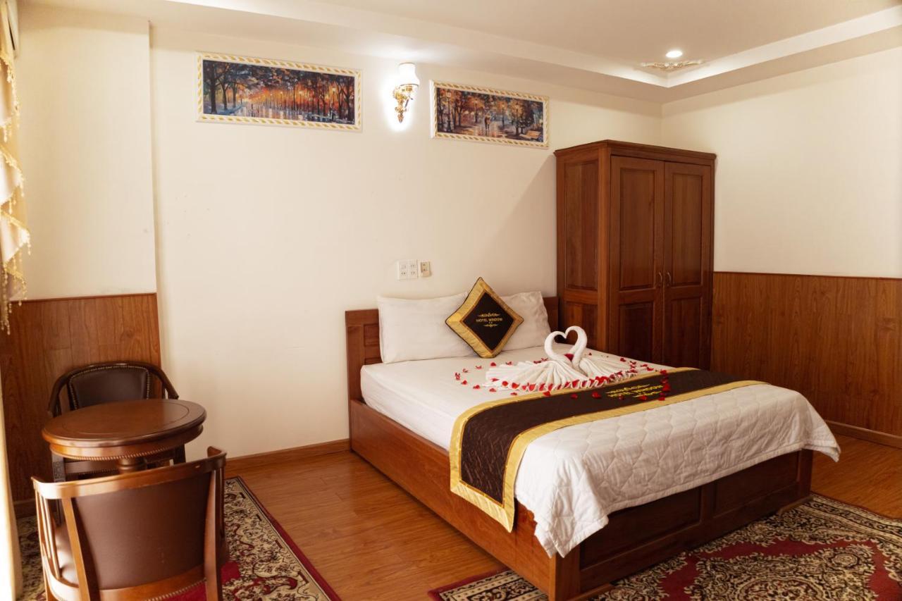 Window 1 Hotel Kon Tum Exterior photo