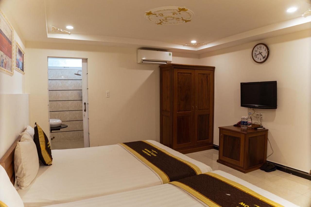 Window 1 Hotel Kon Tum Exterior photo